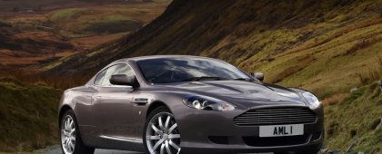 Aston Martin DB9     25 