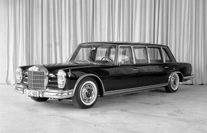 Mercedes 600 Pullman Limousine – пять метров роскоши