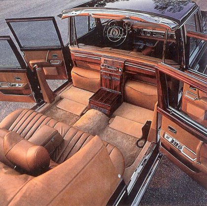 Mercedes 600 Pullman Limousine    