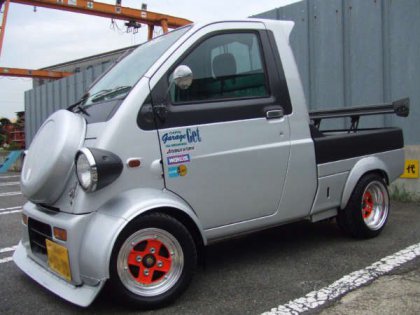 Daihatsu Midget – тюнингованный малыш