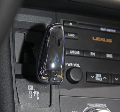 Маленький гибридный хэтчбек от Lexus: CT 200h