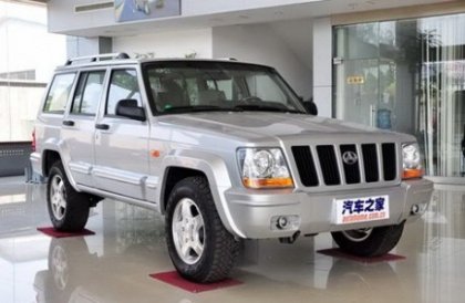   Jeep Grand Cherokee  BAW Qishi S12!