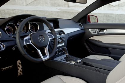 Mercedes готовит возвращение купе C-класса
