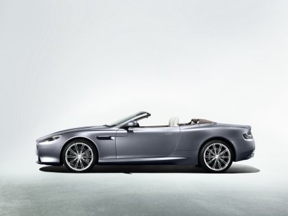      Aston Martin Virage