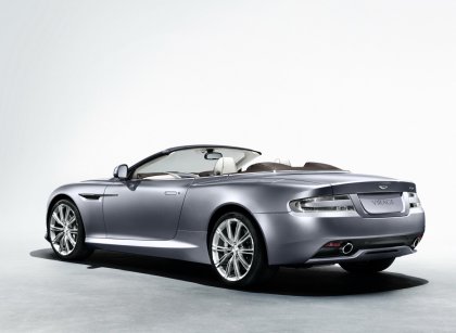      Aston Martin Virage