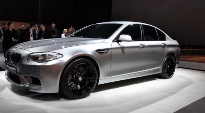 Опубликованы фото концепта BMW M5 2012-го модельного года