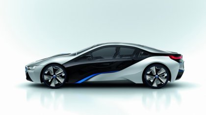   BMW i8:  