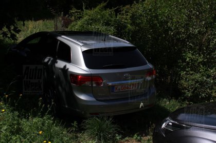   Toyota Avensis  !