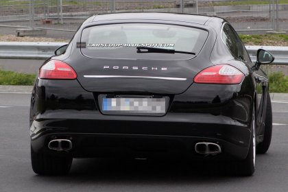  : Porsche 911, Audi A6 Allroad, Ford Mondeo, Porsche Panamera