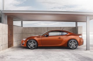  2011: Subaru BRZ  Toyota GT 86