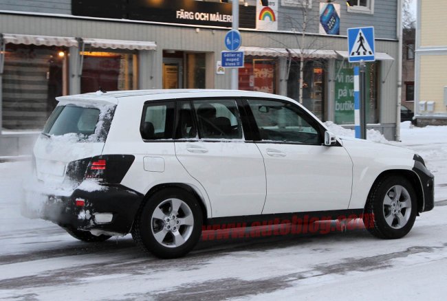  Mercedes-Benz GLK    