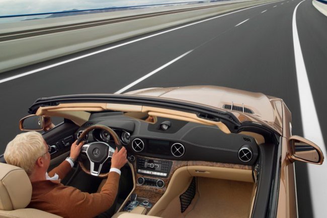   Mercedes-Benz SL Roadster