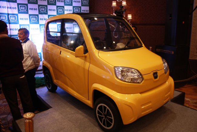 Bajaj RE60       