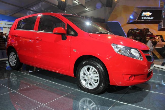 Компания Chevrolet представила две новых модели для Индии