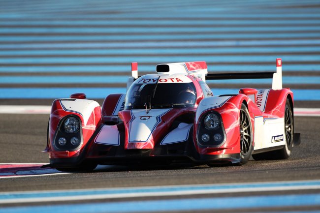 Toyota     TS030 Hybrid    