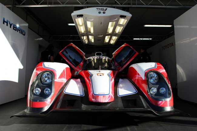 Toyota     TS030 Hybrid    