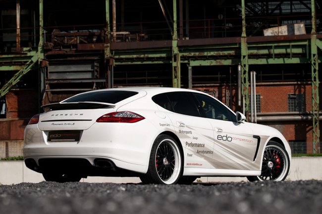 Edo Competition  Porsche Panamera Turbo S    