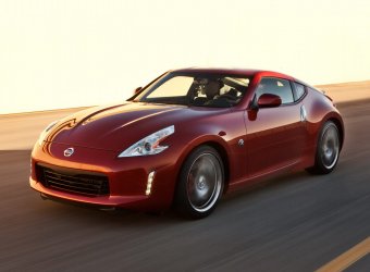 Nissan    370Z