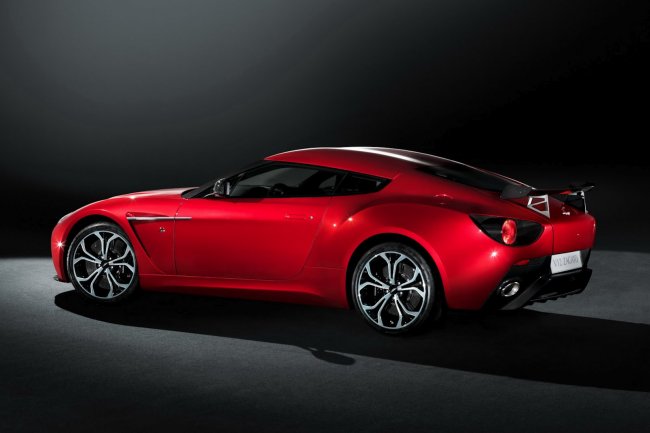 Aston Martin     V12 Zagato