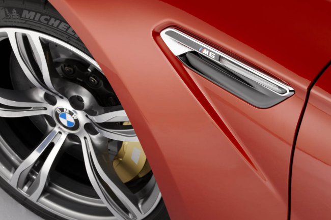     BMW M6 2013-  