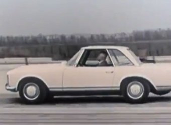 Шестьдесят лет Mercedes-Benz SL в одном коротком видео