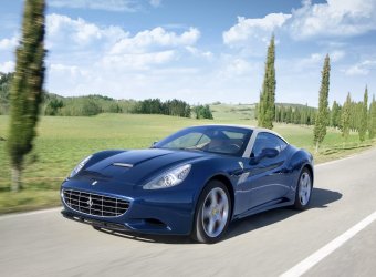 Ferrari обновила популярную модель California