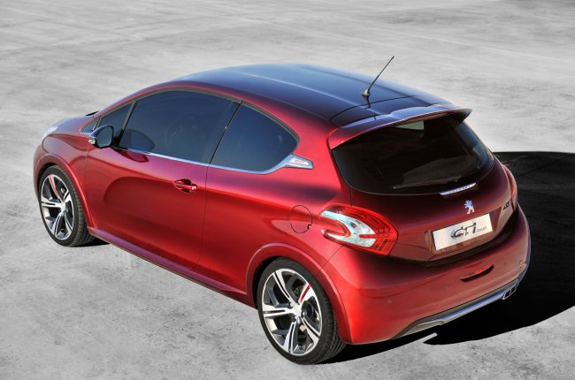 Peugeot покажет в Женеве концепт «горячего хэтчбека» – 208 GTi 