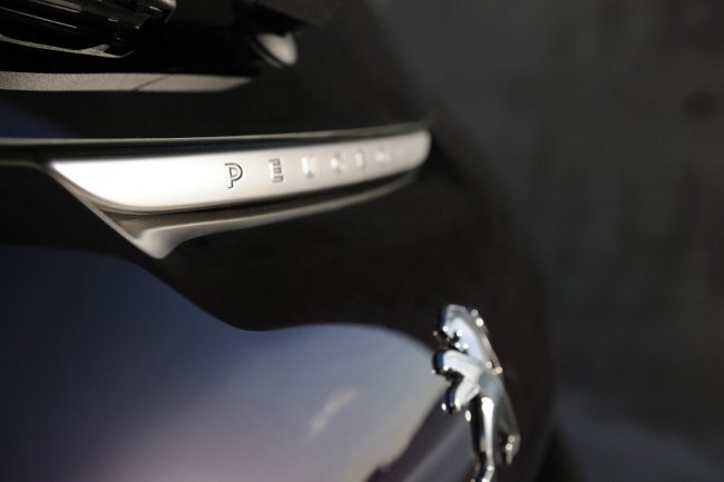 Peugeot готовит роскошный ответ Citroen DS3