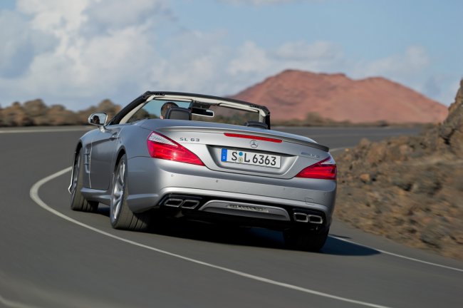 Mercedes-Benz   SL63 AMG     