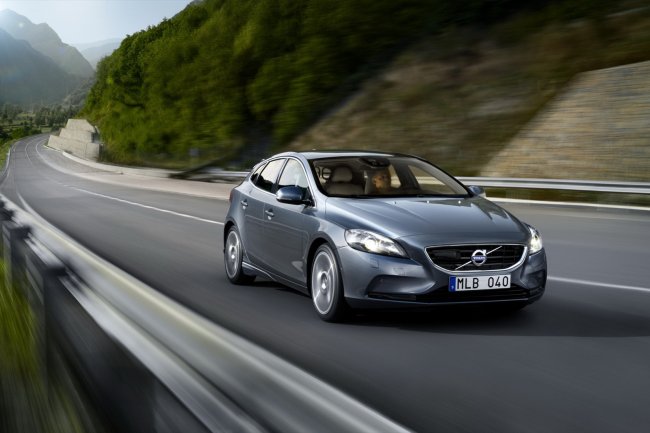    Volvo V40