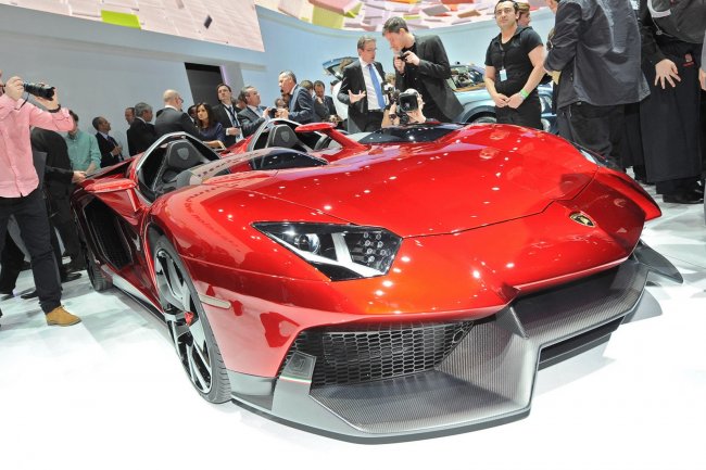 Lamborghini Aventador J был продан ещё до премьеры за 2,1 миллиона евро