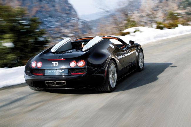 Официальные фотографии родстера Bugatti Veyron 16.4 Grand Sport Vitesse