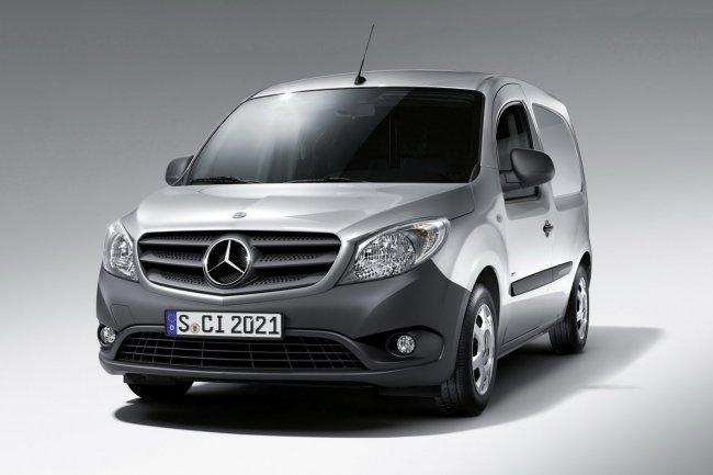Mercedes-Benz рассекретил коммерческую модель Citan