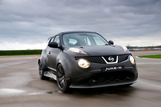 Заряженный кроссовер Nissan Juke R пойдёт в производство