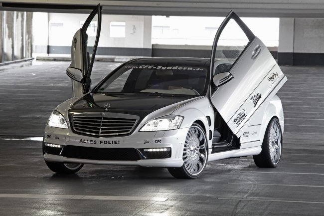 Компания CFC-Sundern добавила безумства Mercedes-Benz S65 V12 AMG