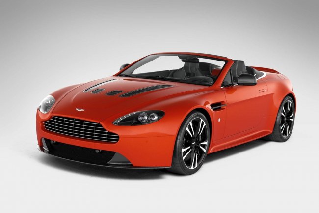        Aston Martin V12 Vantage