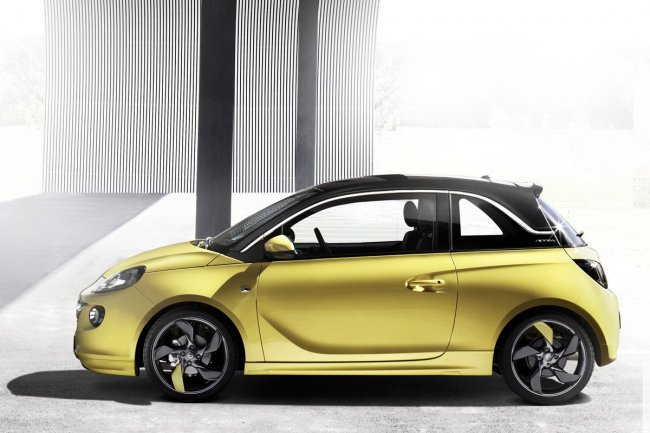    Opel Adam  