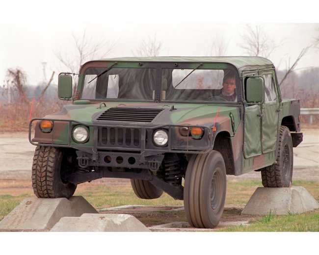  Hummer      -