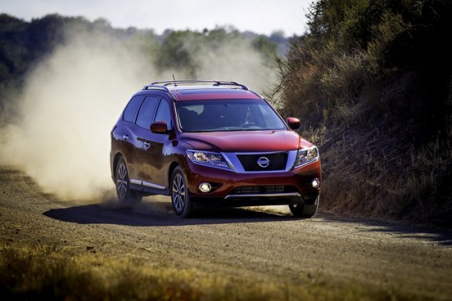      Nissan Pathfinder