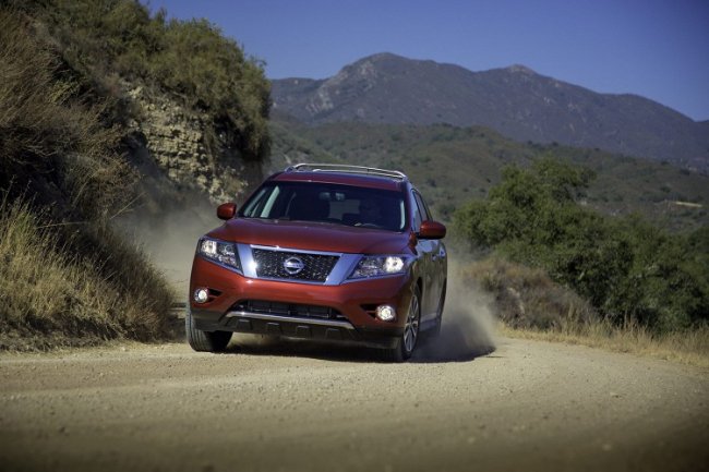      Nissan Pathfinder