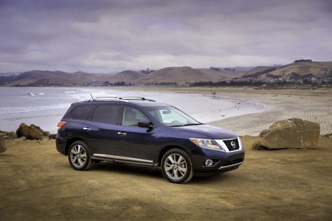      Nissan Pathfinder