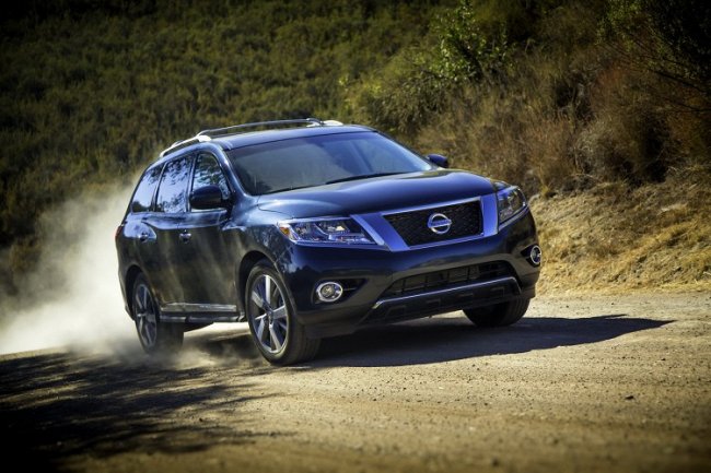      Nissan Pathfinder