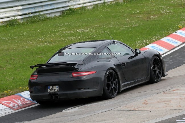 Шпионские фото нового Porsche 911 GT3