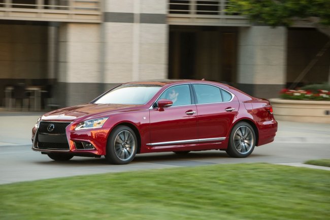        Lexus LS 460 F Sport