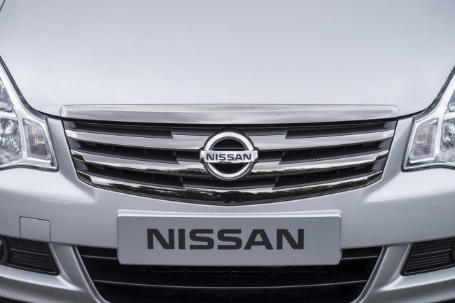 Официальные фотографии нового поколения Nissan Almera