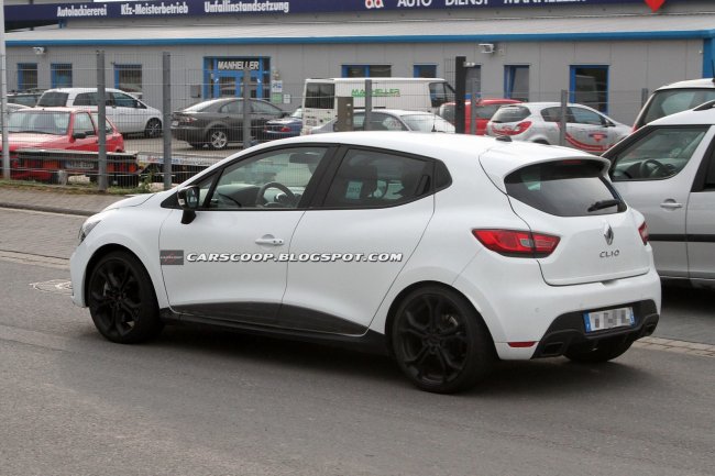     Renault Clio RS 200  