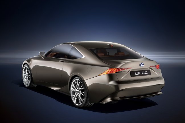 Lexus      LF-CC