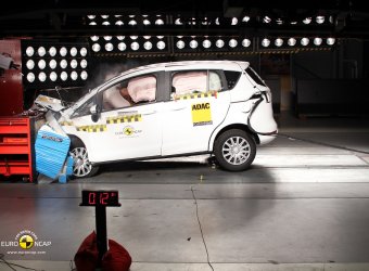 Краш-тест Ford B-MAX (2012)