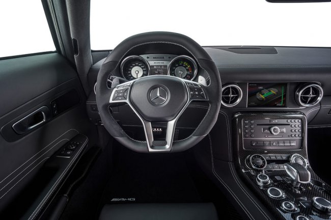 Mercedes-Benz SLS Coupe Electric Drive — 740-сильный электрический суперкар