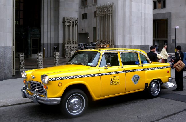 Checker Marathon — знаменитое Нью-Йоркское такси